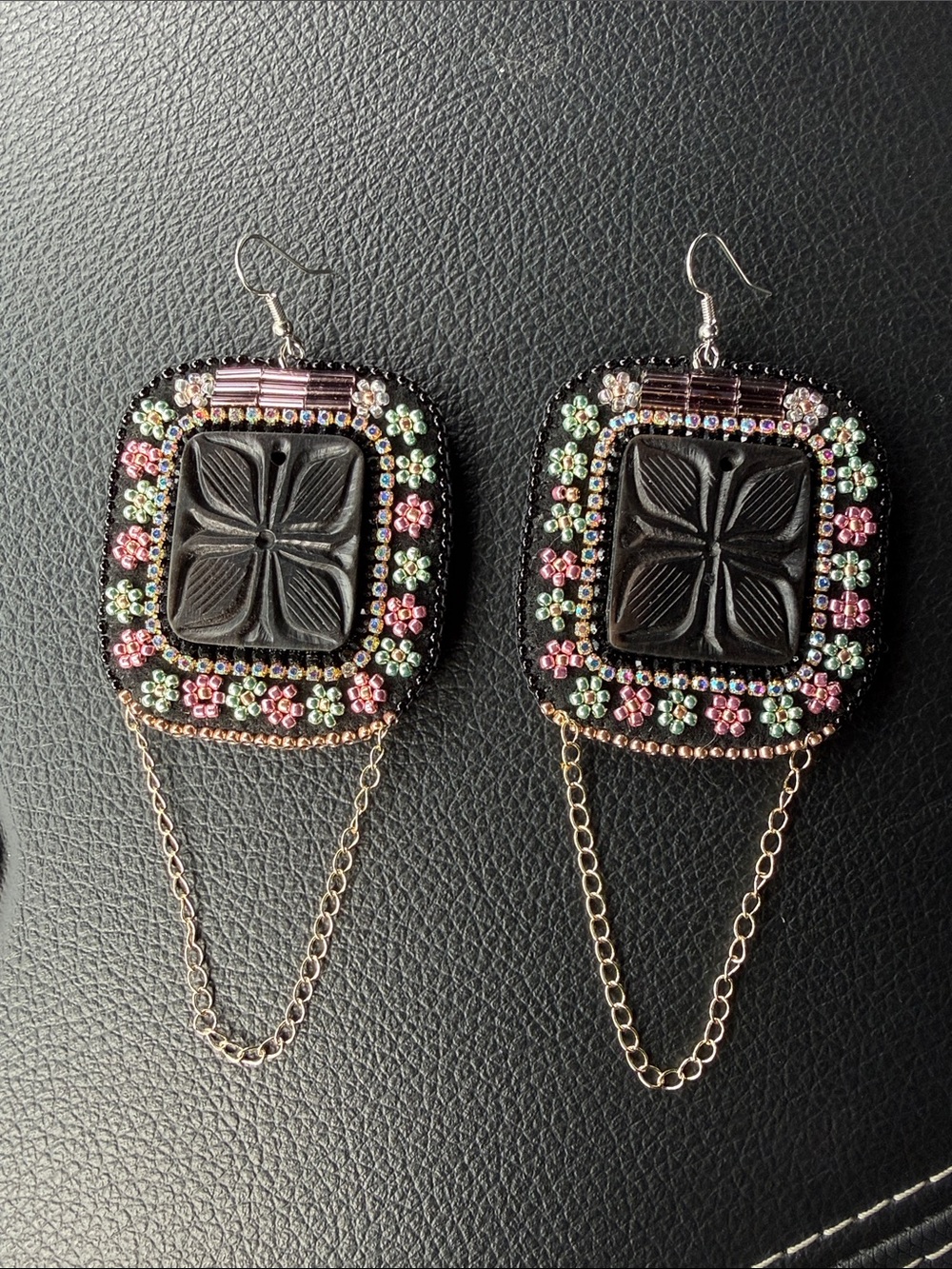 Handcrafted Black Floral Bead Drop Earrings